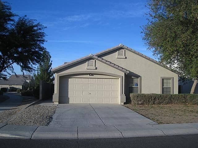 1st image of 1828 E Carla Vista Dr
