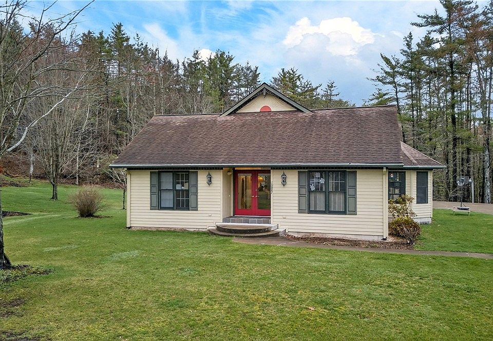 1st image of 10887 Copp Hill Rd