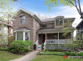 426 Laurel Ave, Wilmette, IL