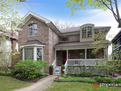 426 Laurel Ave, Wilmette, IL, 60091