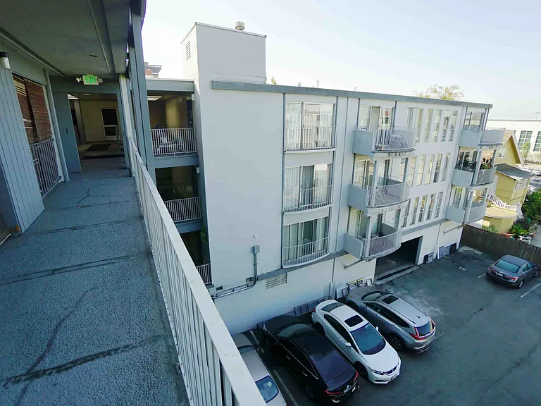 Berkeley Park Apartments — Photo 6