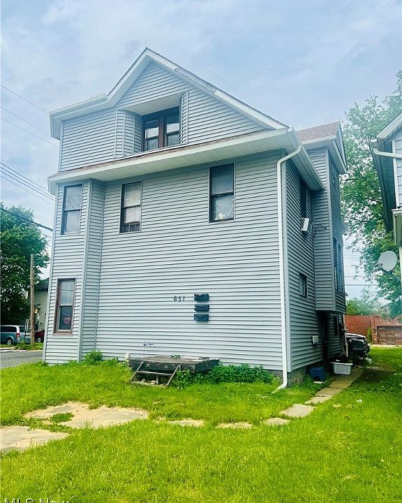 2nd image of 651 Wooster Rd W
