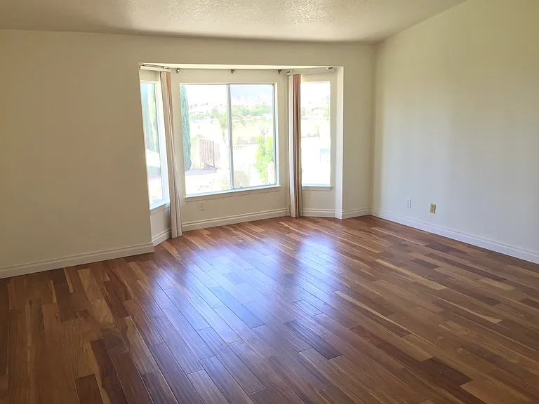 12021 Falcon Crest Way — Photo 4