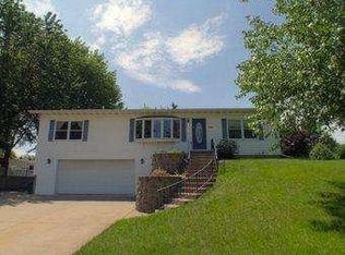 524 Willow St, Onalaska, WI 54650