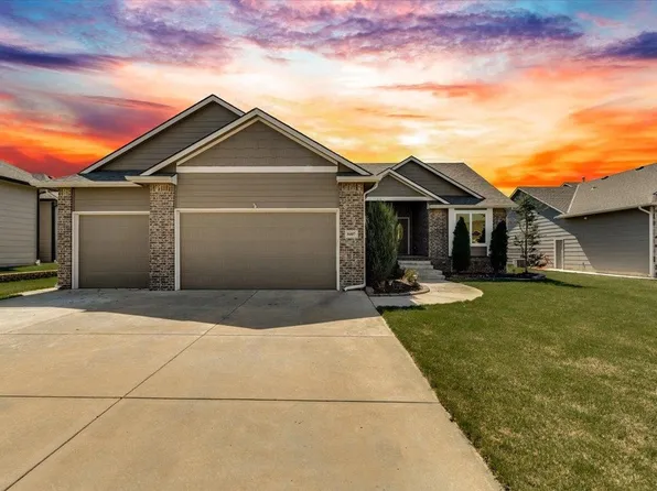 8407 W Coral St, Maize, KS 67101