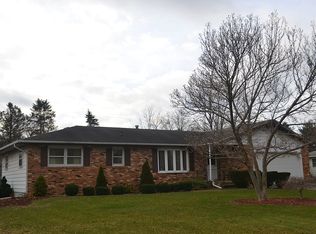 7178 W Lynwood Dr, Michigan City, IN 46360