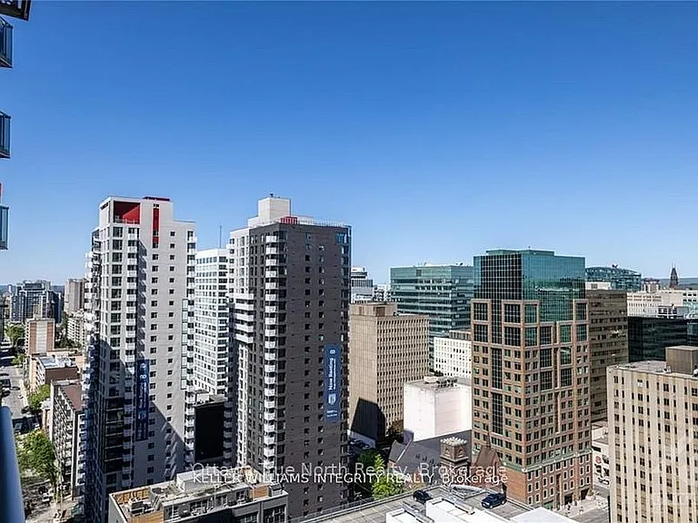 40 Nepean St #2201 — Photo 17