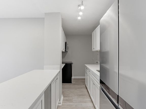 3rd image of 2277 Union Ave APT 409