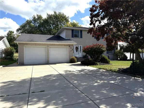 117 Pinewood Dr, Buffalo, NY 14224