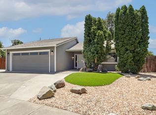 814 Sun Ray Ct, Rio Linda, CA 95673