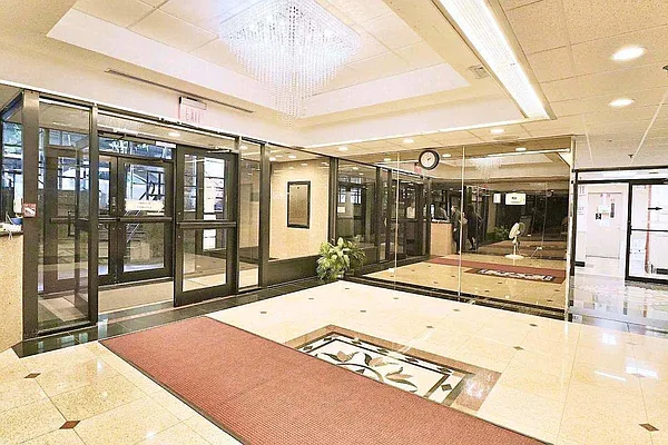 Sold by Winzone Realty Inc | media 13