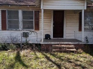 323 Worthy St, Donie, TX 75838