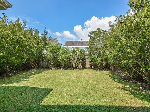 5th image of 26114 Parkman Grove Dr