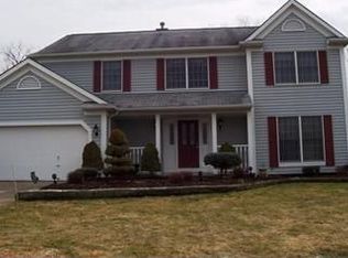 4745 Heather Ln, North Royalton, OH 44133