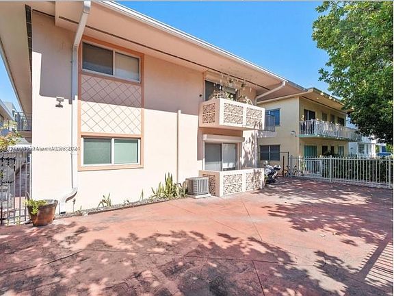 2nd image of 644 Meridian Ave APT 11