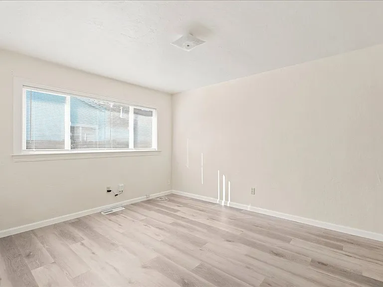 5121 Earls Ct — Photo 12