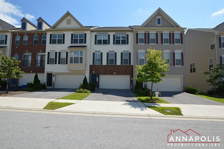 1st image of 315 Hersden Ln