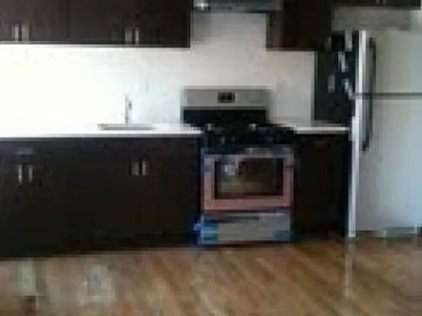 295 Clifton Pl, Brooklyn, NY 11216