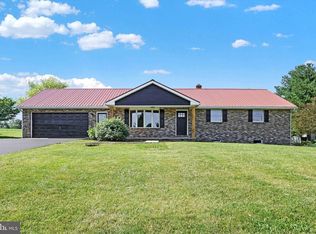 4308 Sycamore Ln, Red Lion, PA 17356