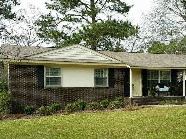 54 Jordan Dr, Hawkinsville, GA 31036