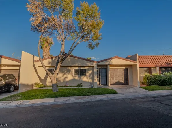 5676 Hobble Creek Dr, Las Vegas, NV 89120