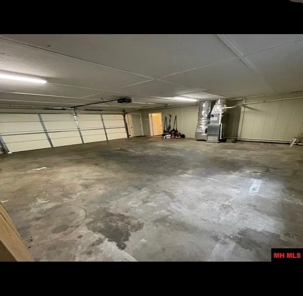 2 bed, 1004 sqft, $1,400 — Photo 3
