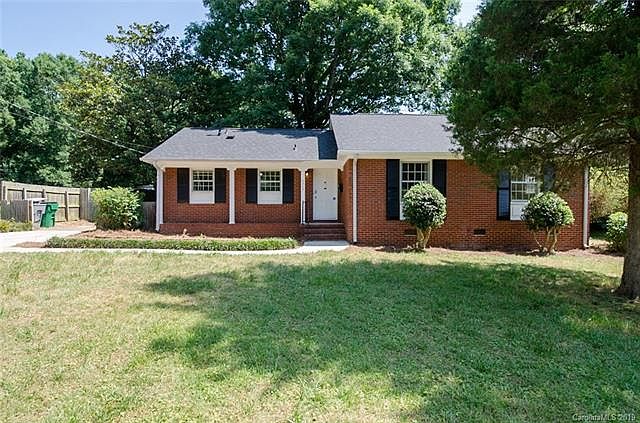1st image of 2223 Highlawn Dr