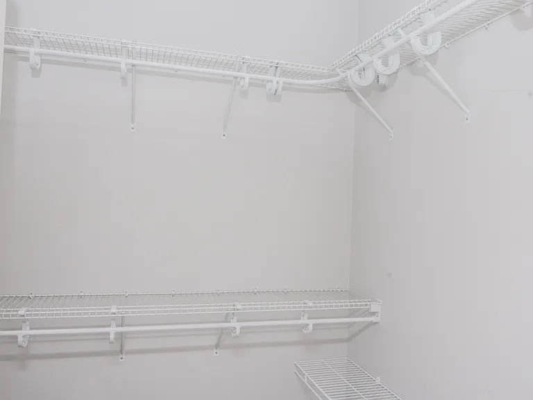 5567 Galaxy Dr — Photo 20