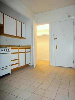 Rented by Balass Ralph, LREB | media 13