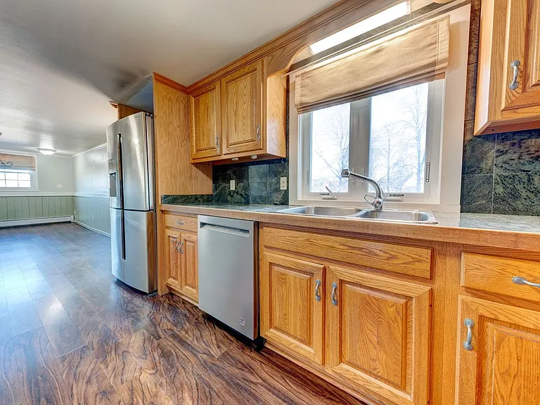 1091 S Main St #2 — Photo 7