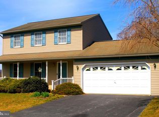 7 Steeple Ct, Reinholds, PA