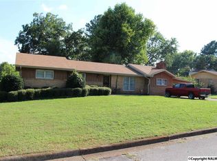6301 Davies Ave NW, Huntsville, AL 35806