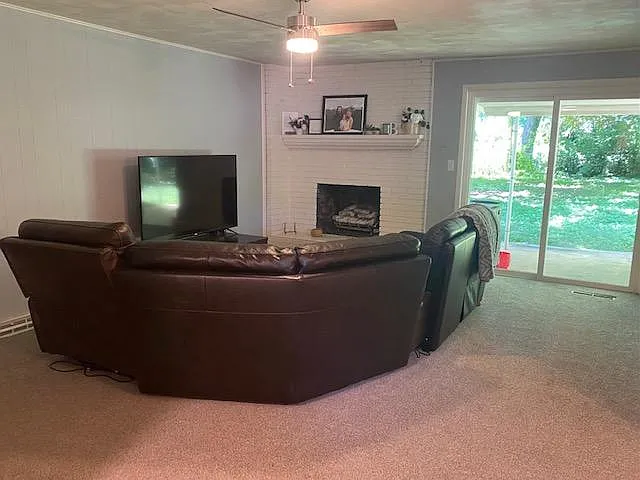 2447 S Wallis Smith Blvd — Photo 4