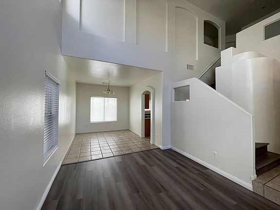 2nd image of 3121 Whispering Canyon Ct