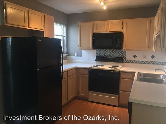 2nd image of 111 Vixen Cir APT E