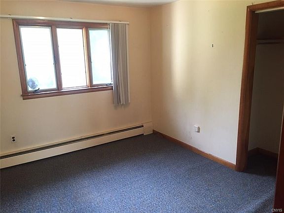 3rd image of 1617 Guelich St