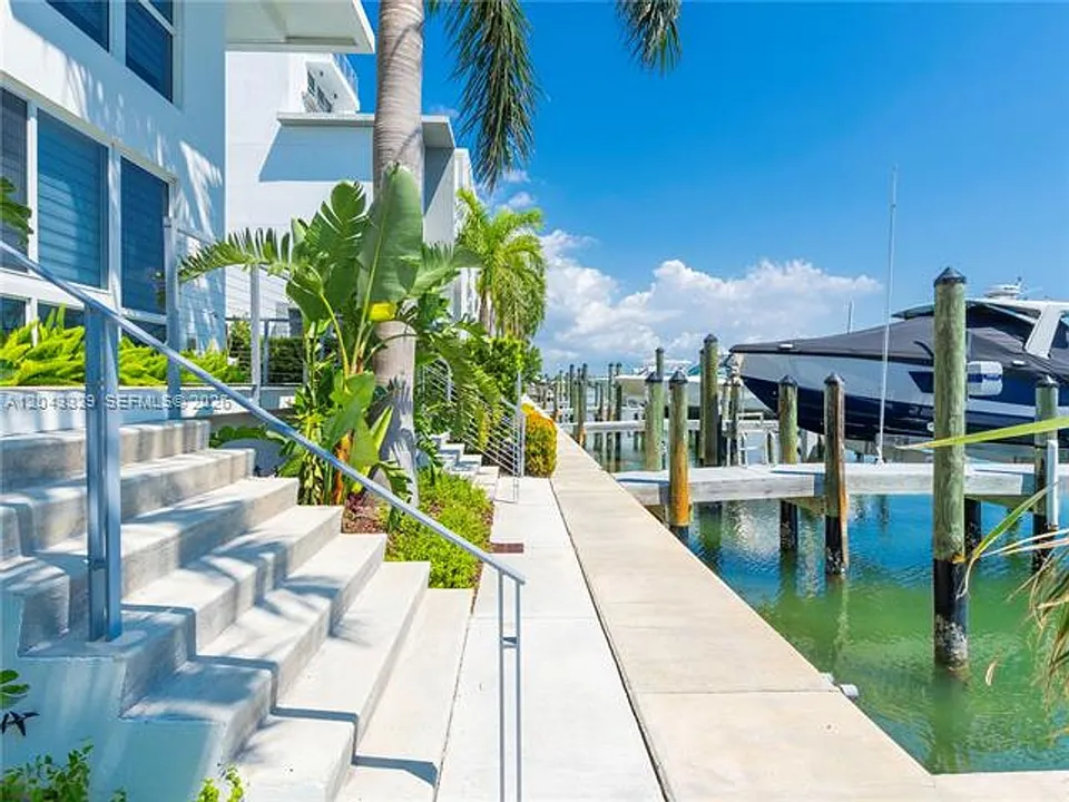 51 N Shore Dr #CU