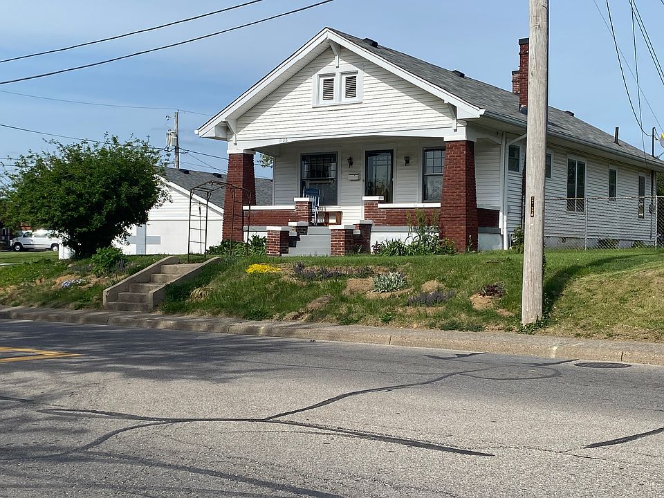 1st image of 1136 Pearl St