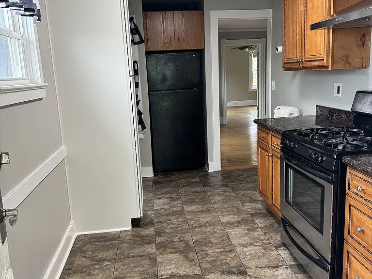 133 N Main St #2 — Photo 5