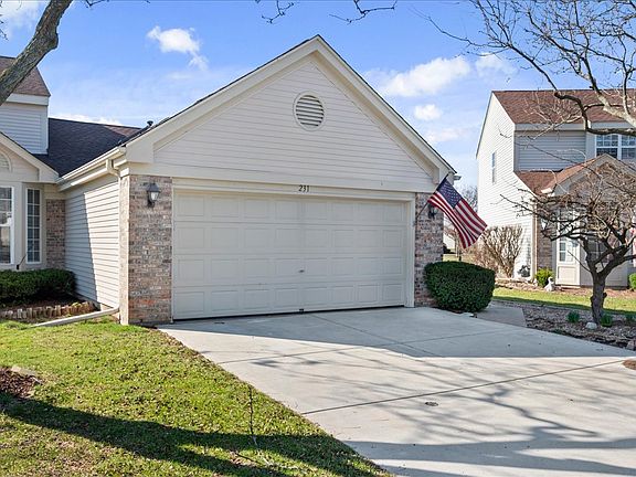 2nd image of 231 Williamsburg Ct