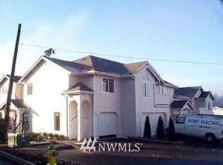 8916 Meridian Pl NE #A-203, Everett, WA 98205