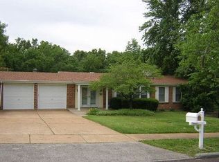 2016 Dougherty Ferry Rd, Saint Louis, MO 63122