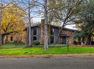 1459 Warrington Ct, Fort Worth, TX 76112