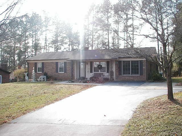 1st image of 108 Hedrick Dr