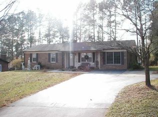 108 Hedrick Dr, Chatham, VA 24531