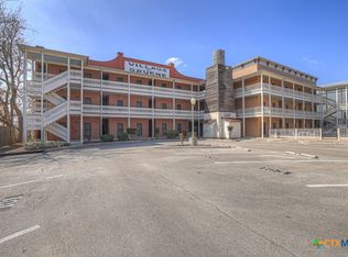 1247 Gruene Rd #203, New Braunfels, TX 78130