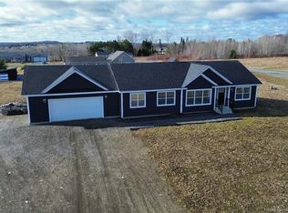 27 Sweeney St, Woodstock, NB E7M3N8
