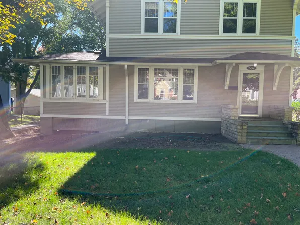506 W Washington St, Winterset, IA 50273