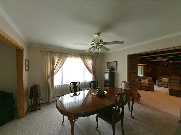 3rd image of 3051 Thunderbird Dr