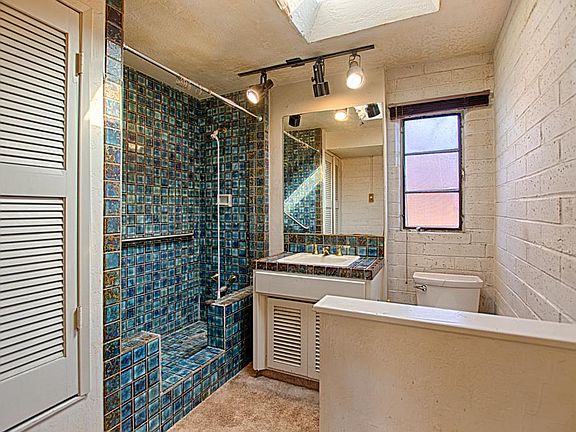4th image of 419 Coates Dr